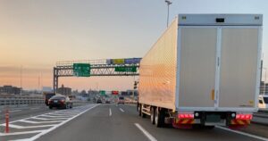 急なドライバー欠員が発生したら？初動対応から派遣手配までの実践ガイド