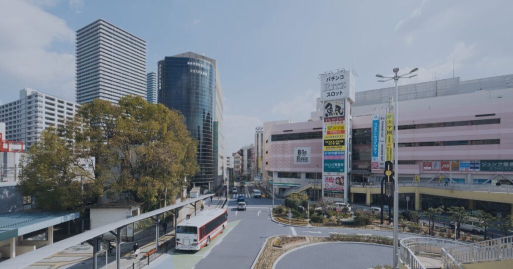 高槻市でドライバー派遣を依頼するには？料金相場と選び方